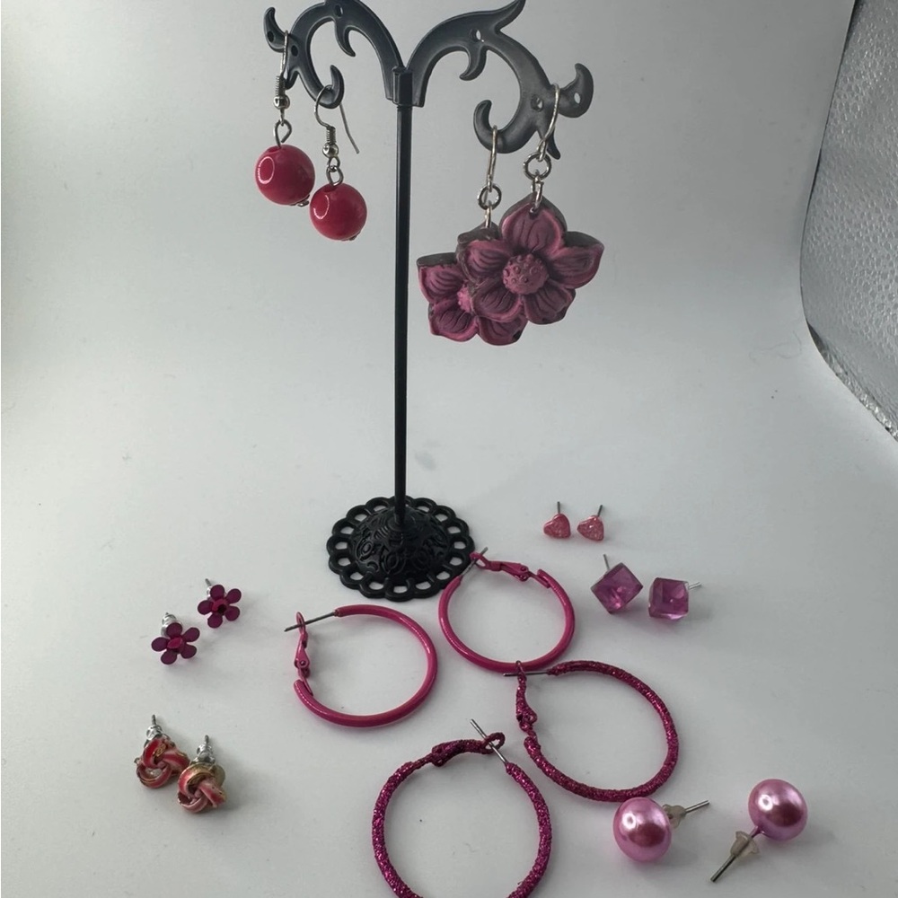 Pink lot of earrings
